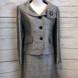 2 piece - Jacket and skirt suit.